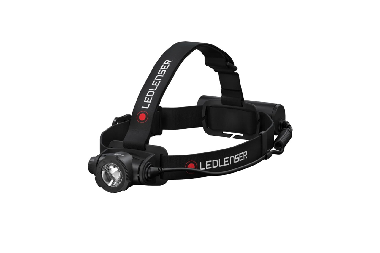 ｜【ルアマガ編集部が選ぶ】夜釣りの必需品”ヘッドライト”4選。釣り専用設計だから使いやすさが段違いの4モデルたち。