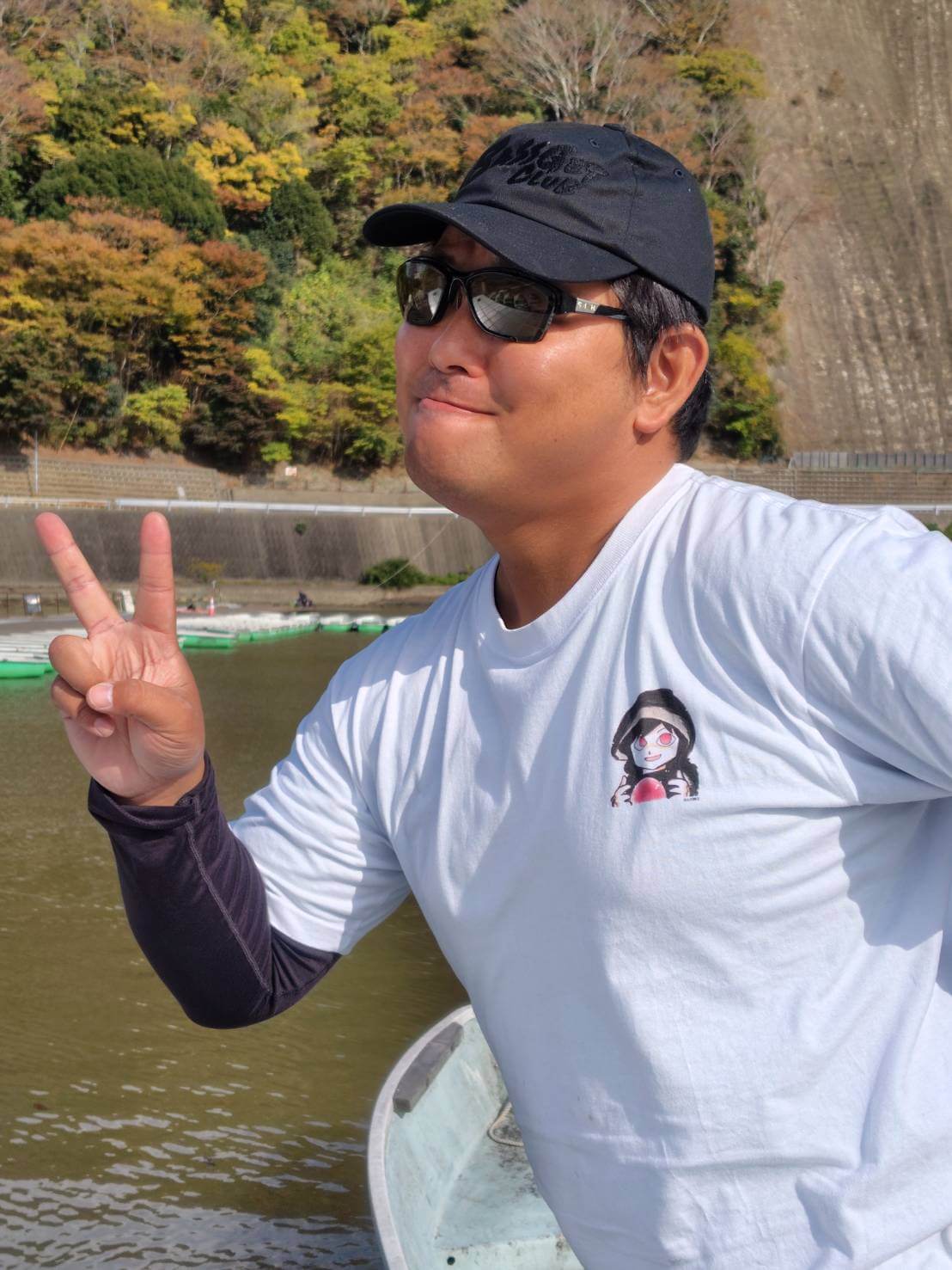 ｜【急げ！】バス釣りブームに生まれた至高の釣り漫画のアパレルが期間限定で登場！【12月7日まで購入可能！】