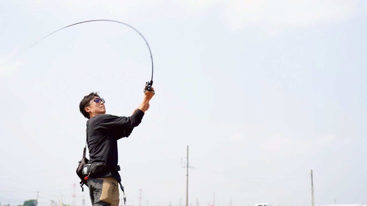 ｜ノーシンカーワームもあらゆるキャストで投げられる！次世代デジタルリールがバス釣りにもたらす影響【赤松健】