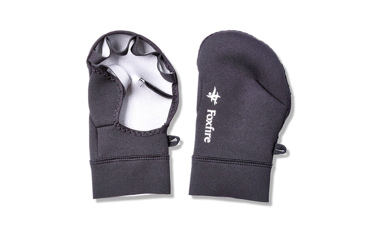 |【編集部が選ぶ】“寒くても釣りに行くあなたへ”。この冬使いたい、厳寒期を乗り越える釣り専用グローブ6選。秋冬新製品も。