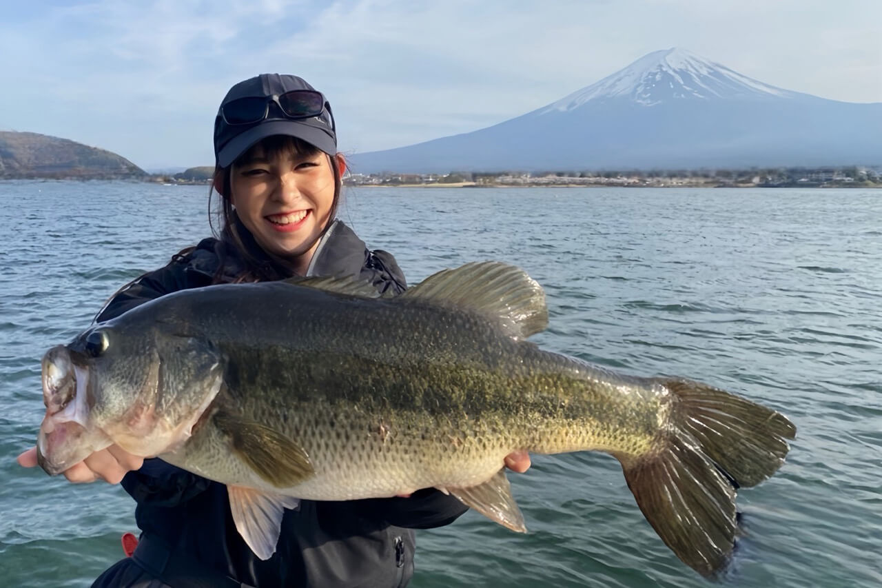 ｜「ドキドキ感がクセになる…」遊漁船で中乗りとして活躍する清水彩香が、ティップエギングの魅力を解説！