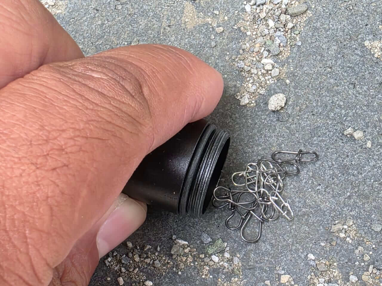 ｜【小さいけど防水＆抜群の収納力⁉】スナップはもう無くさない！ピルケースを使って管理してみてはいかが？