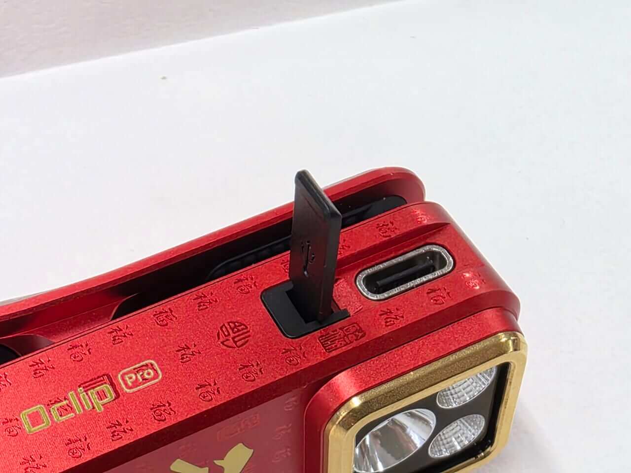 ｜【1ヵ月で900個以上売れた！】嬉しい「3要素」が揃った最強ミニライトを見つけた！屋外活動から災害対策もこれで安心!?