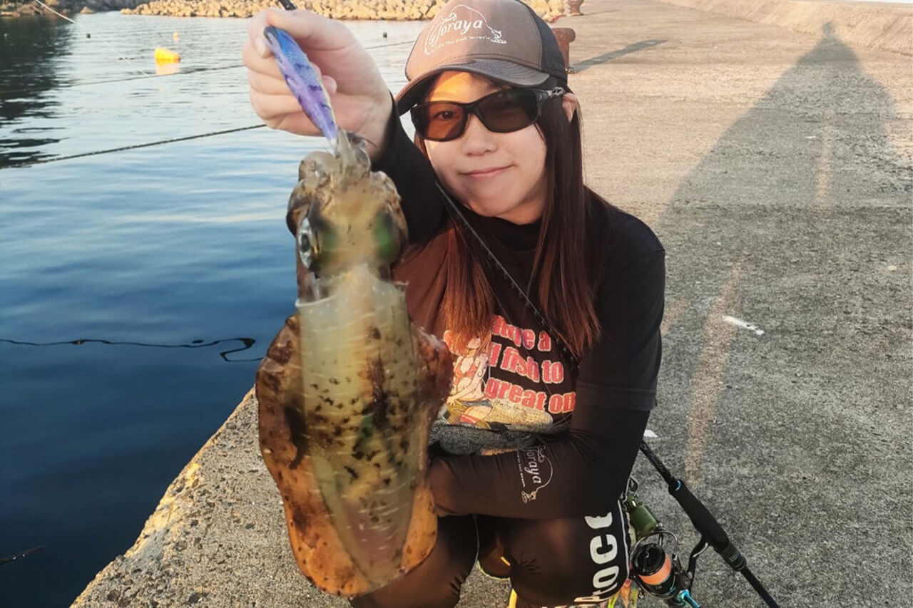 |「ネットにも情報がない」超穴場のエギングスポットで爆釣!? マル秘ポイントも公開しちゃいます…。