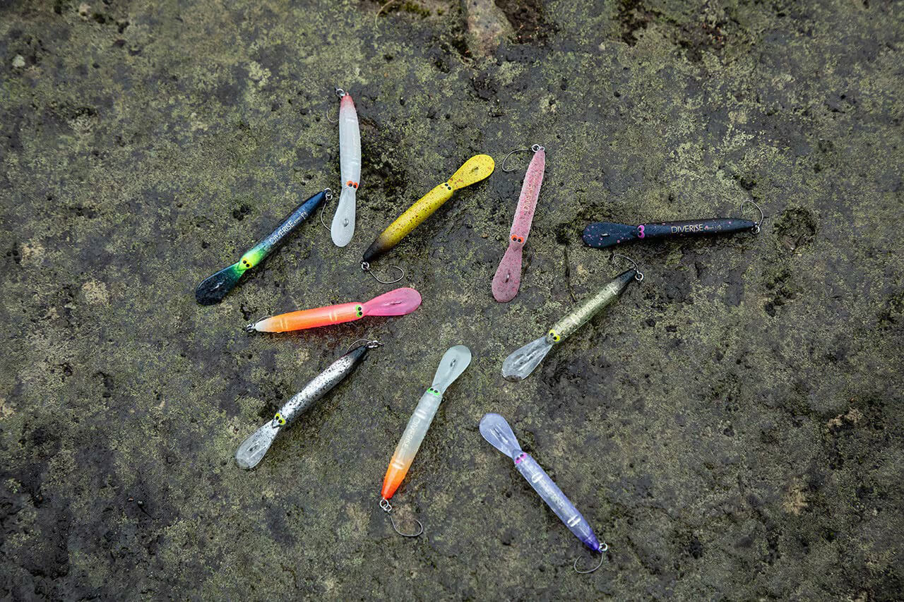 |オールドスクールな“ペイントアイ”が味を出す。シマノの『ダイバライズ』にダウンサイジングモデルが登場。気難しい魚も思わず口を使う完成度に。