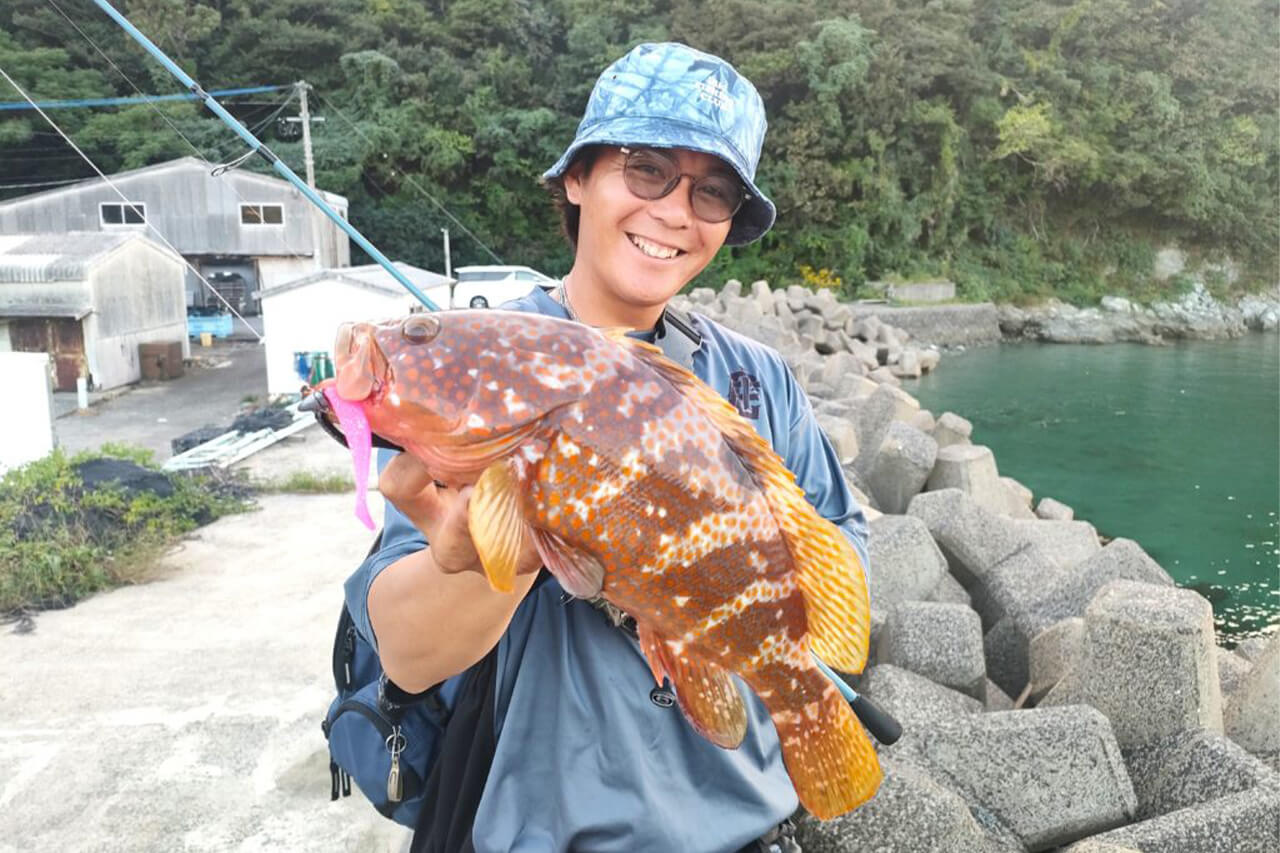 |「ネットにも情報がない」超穴場のエギングスポットで爆釣!? マル秘ポイントも公開しちゃいます…。