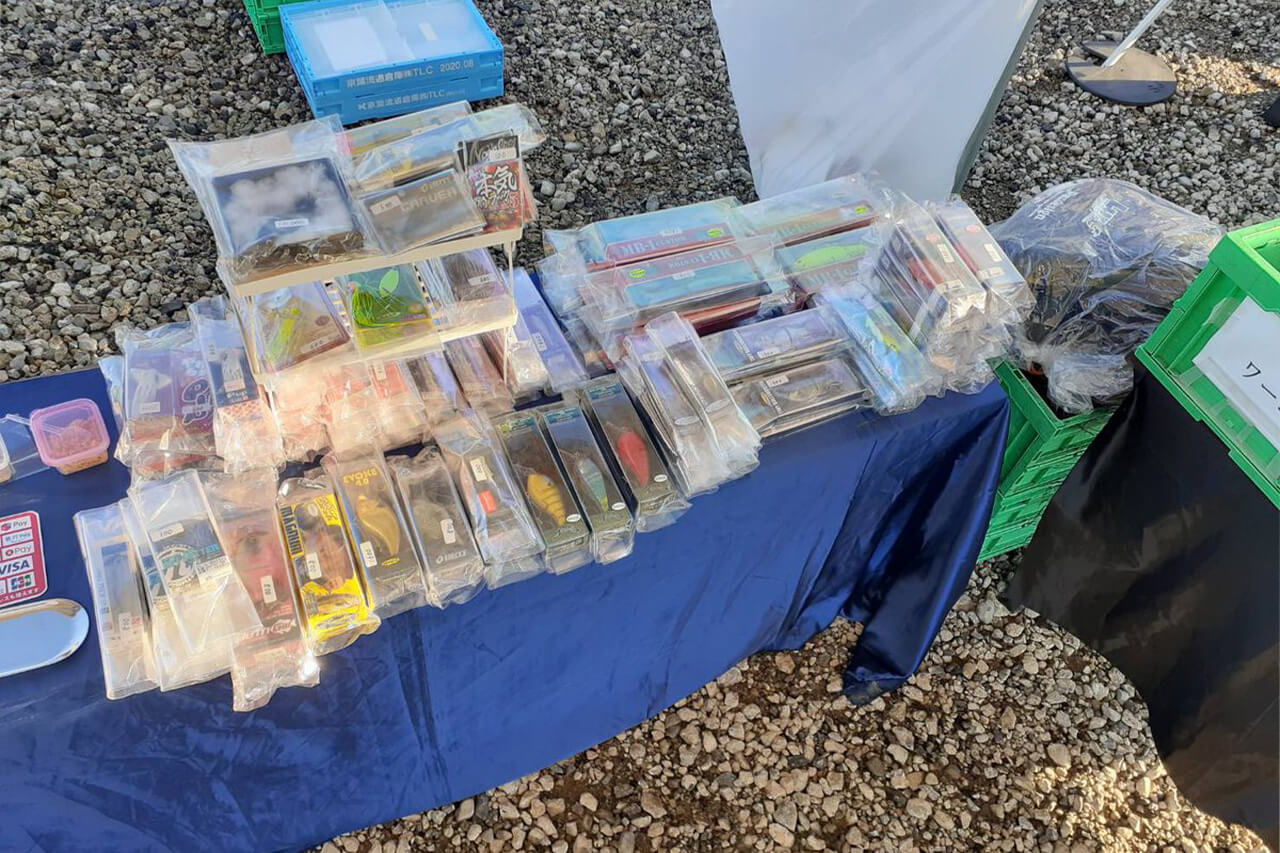 |【バサーズオールスタークラシック2025】イベントブースで“非売品が買える”『ルアマガアウトレットセール』を開催!