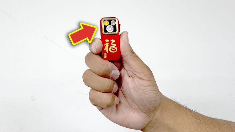 【1ヵ月で900個以上売れた!】嬉しい「3要素」が揃った最強ミニライトを見つけた!屋外活動から災害対策もこれで安心!?