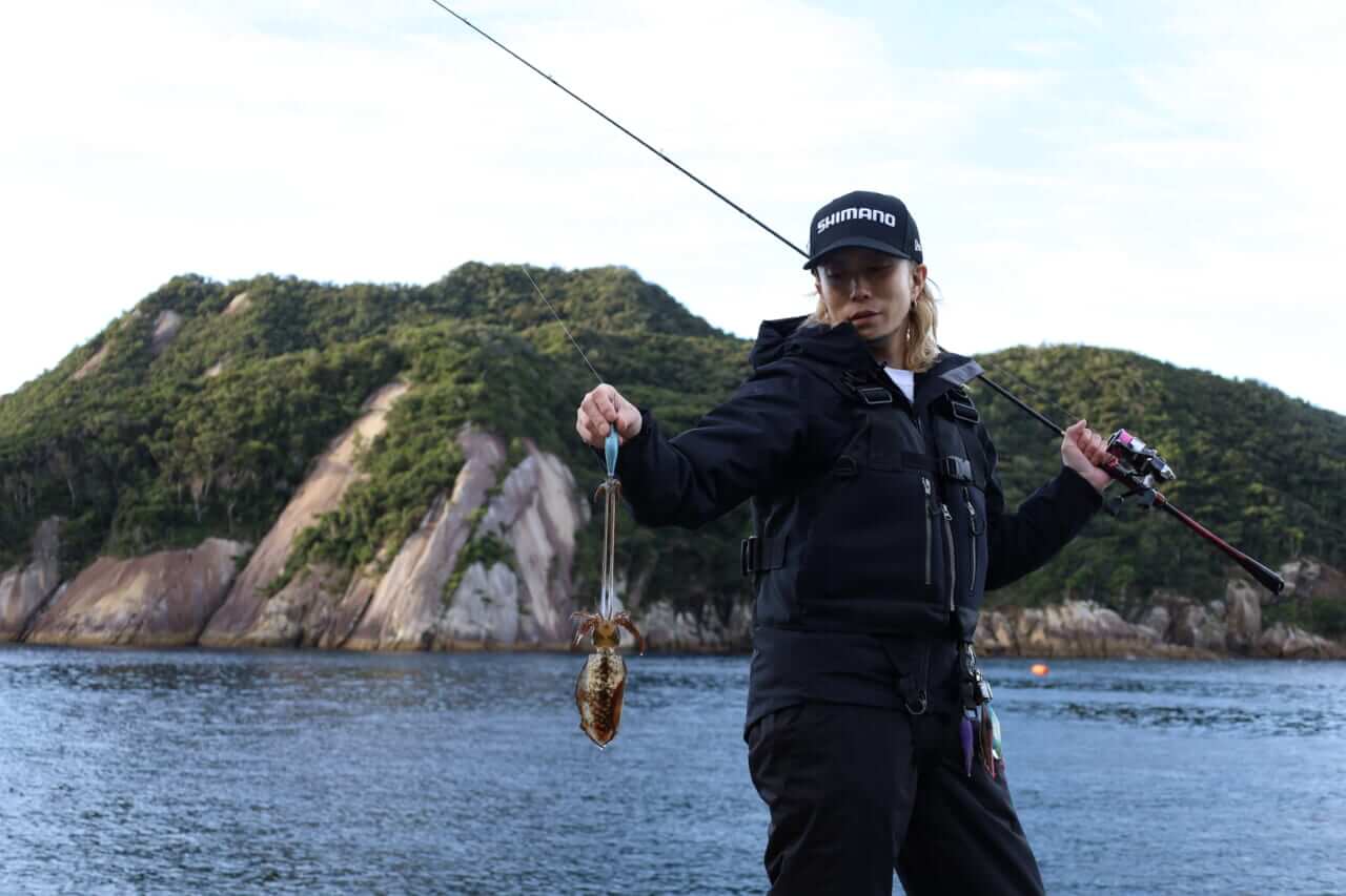 |【プロvs一般人アングラー】秋に“デカイカ出現”!? 湯川マサタカの『セフィアチャレンジ in 徳島県』。アウェイの地を攻略なるか…。