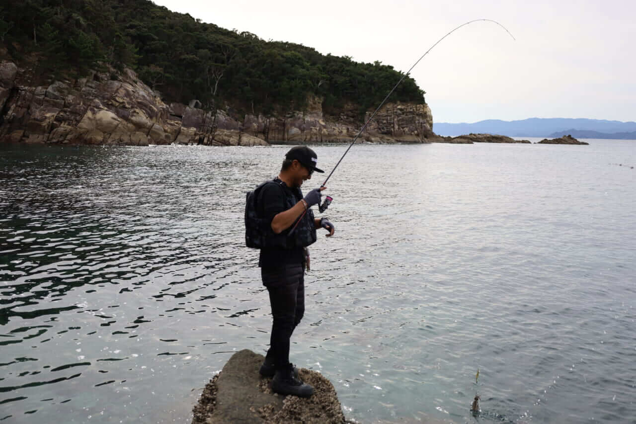 |【プロvs一般人アングラー】秋に“デカイカ出現”!? 湯川マサタカの『セフィアチャレンジ in 徳島県』。アウェイの地を攻略なるか…。