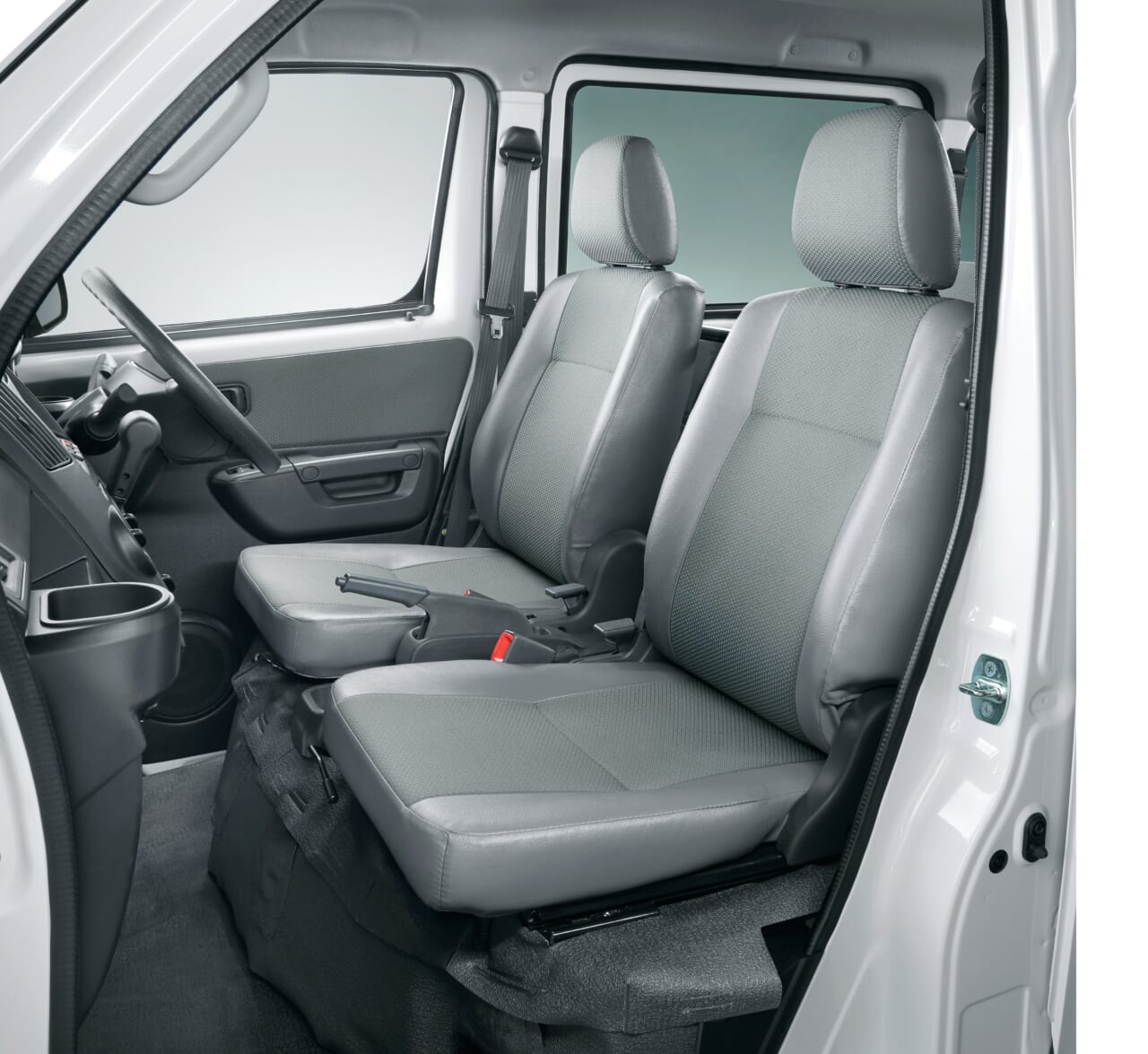 ｜「これは欲しいわ」「もはや家じゃん」“街乗りサイズ”なのに『快適空間』。“住めるレベル”のトヨタ車が登場。