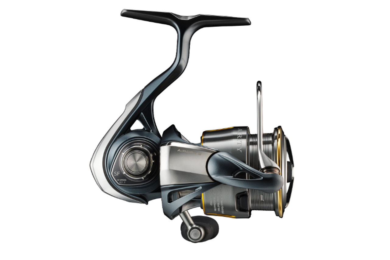 |「ボーナスが出た今なら…」シマノとDAIWAの『最新ハイエンドリール』5選。最高の使い心地で釣果アップに。