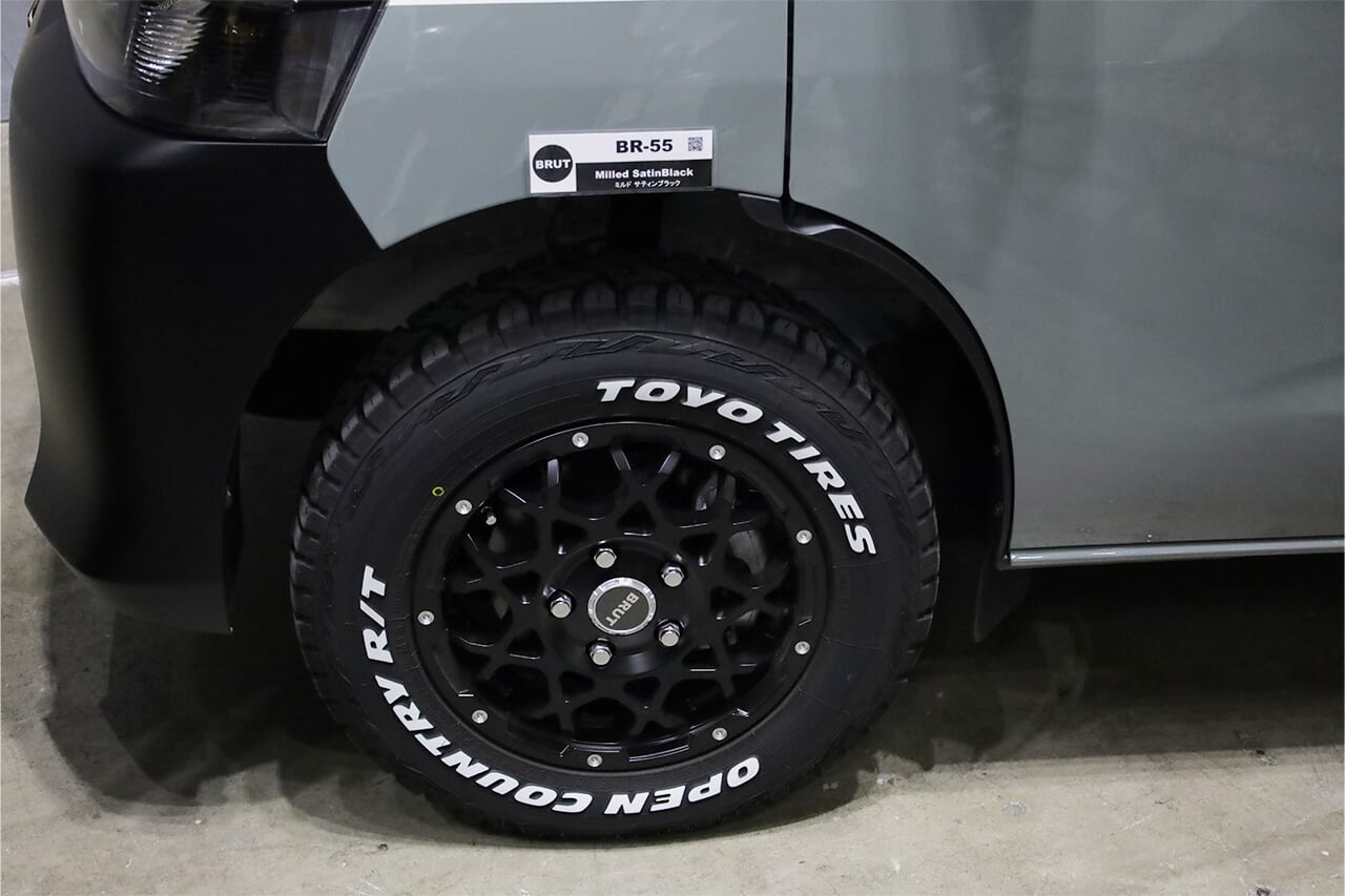 ｜「これは欲しいわ」「もはや家じゃん」“街乗りサイズ”なのに『快適空間』。“住めるレベル”のトヨタ車が登場。