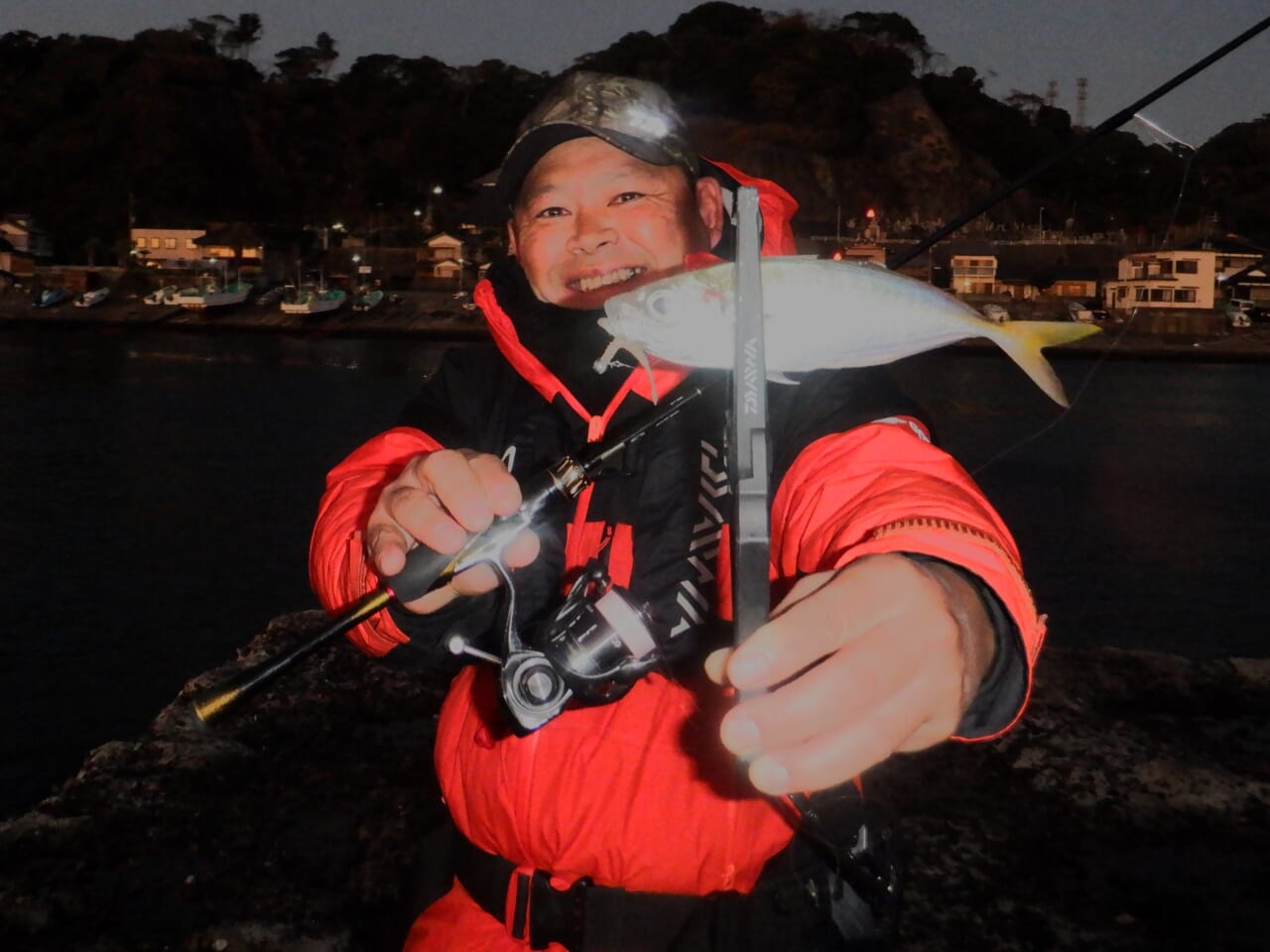 ｜【防寒対策も！】外房アジングでゲストフィッシュ連発⁉月下美人MXにラインナップされたショートモデルの魅力もぞれぞれ解説！【今日もいいチョーシ】