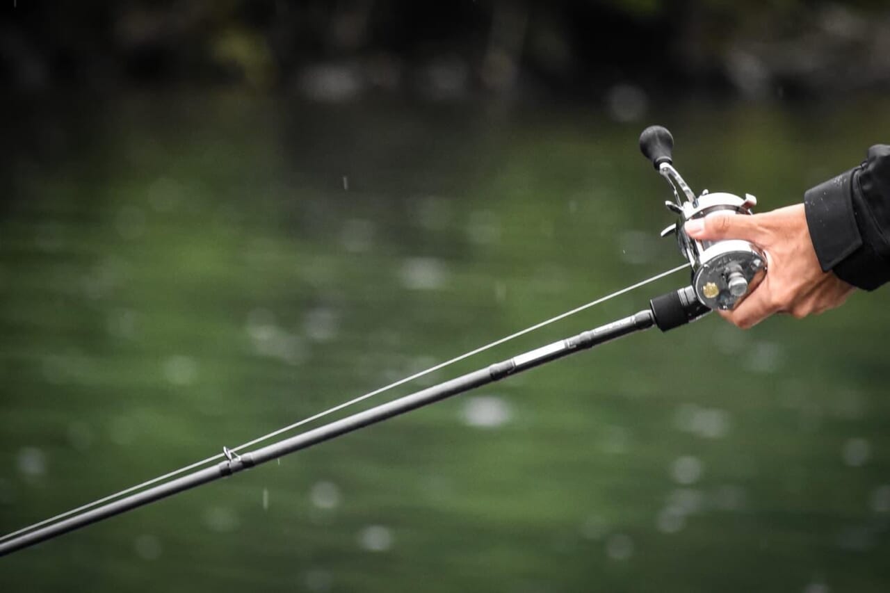 ｜日本にブラックバスがやってきて100年！100本限定のアブガルシア製ロッドが登場！見つけたら即買い必至!!