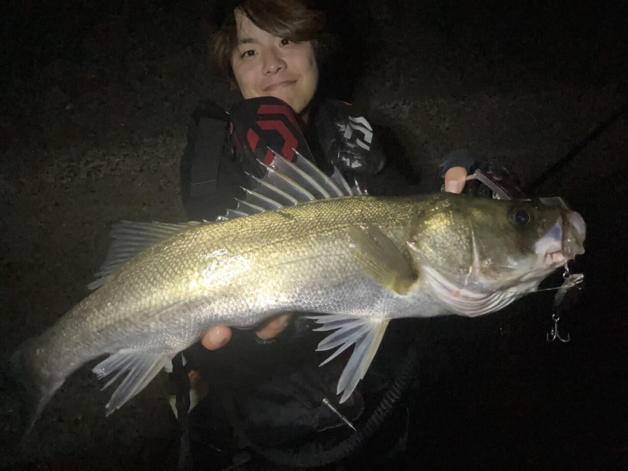 |水温は安定か?下がった直後か?真冬のシーバス釣りで大切な2つの考え方【おススメルアー&防寒も紹介!】