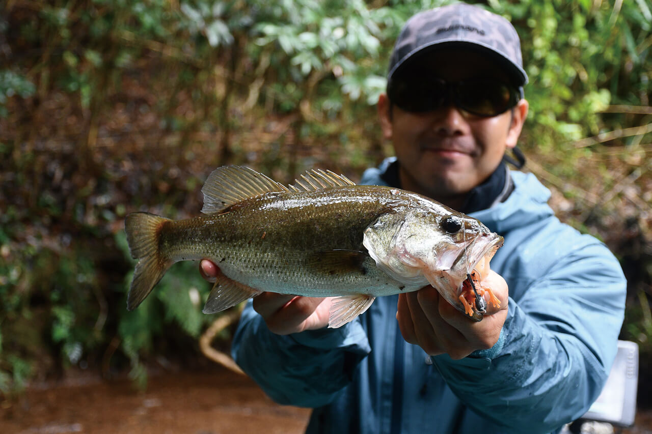 ｜亀山ダムで56cmのバスを釣れ！鬼畜すぎるお題にOVER31リアルトーナメント2025亀山戦優勝が挑む！