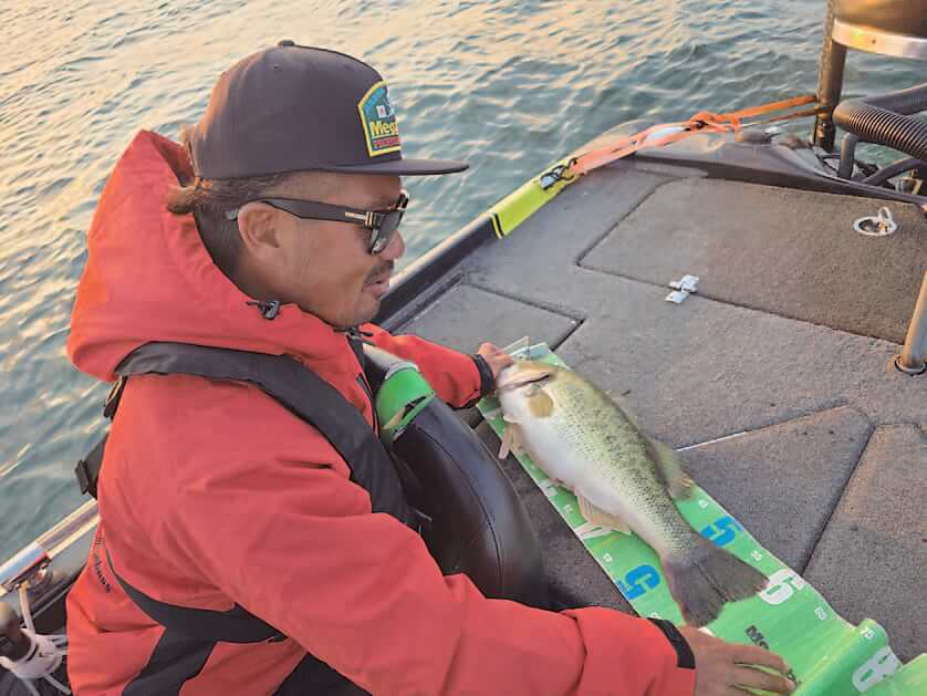 ｜デカい魚を釣るためには「釣れない」を受け入れる必要がある⁉ハードルアーでビッグフィッシュを狙うための心得とは