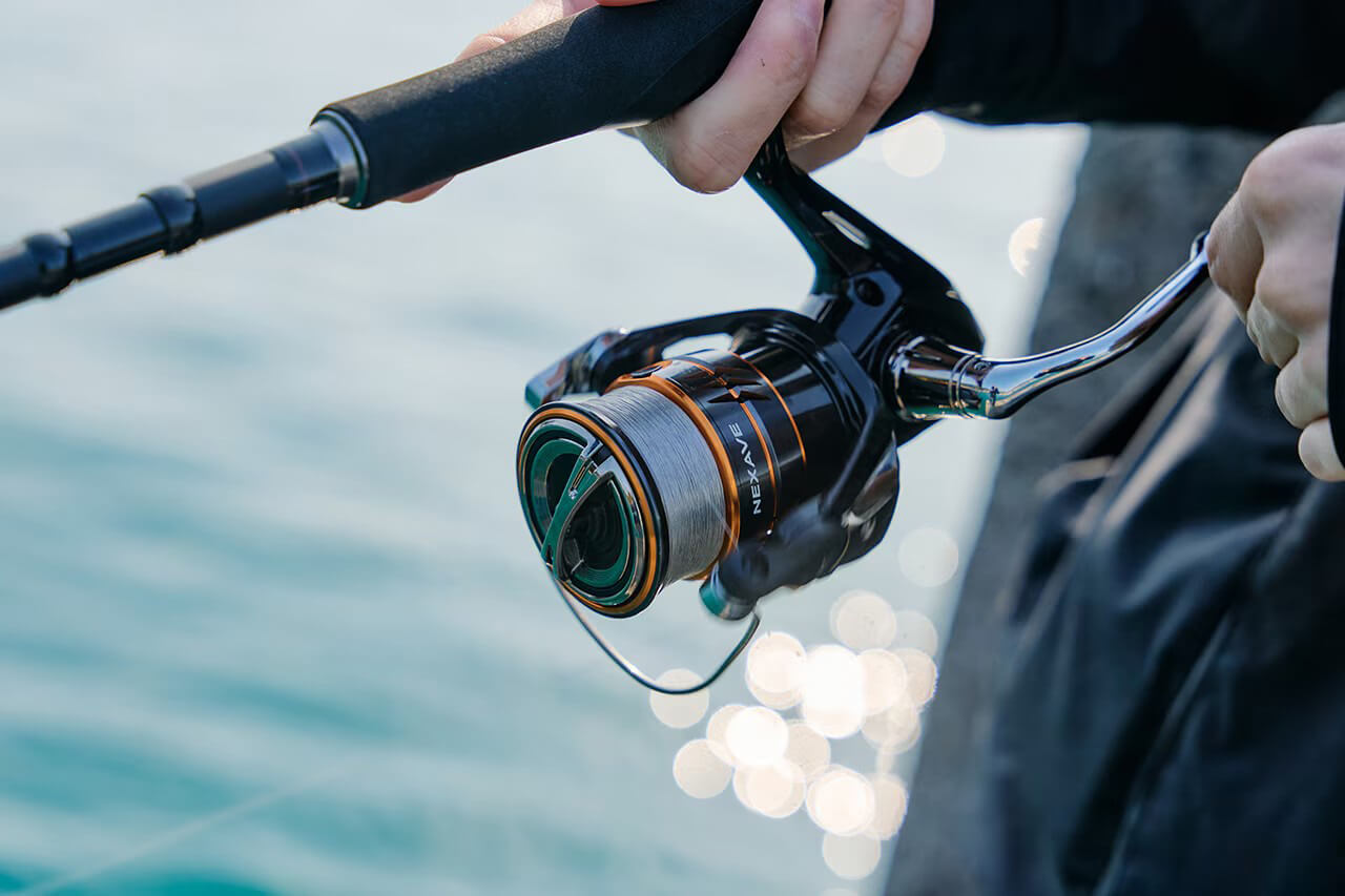 ｜「最初の1台はコレ」シマノから登場する『ハイコスパリール』。上位機種譲りのテクノロージーを搭載した満足度の高い1台に。