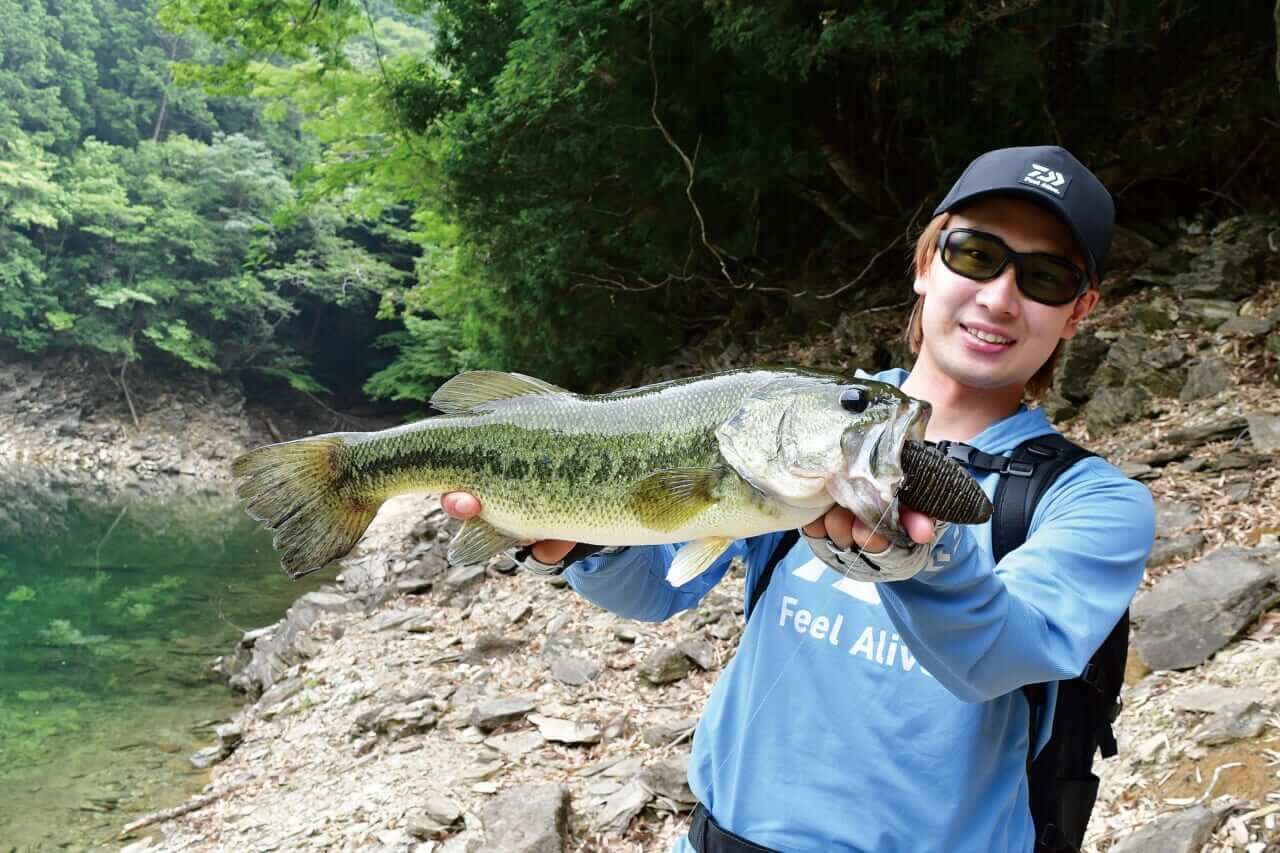 ｜【藤田京弥VS芝田昂平DAY2】ランガンVS超粘り! 勝利の女神が微笑んだ10kgオーバーの釣果は果たして…⁉【釣果推移で追う陸王WEBスペシャル】