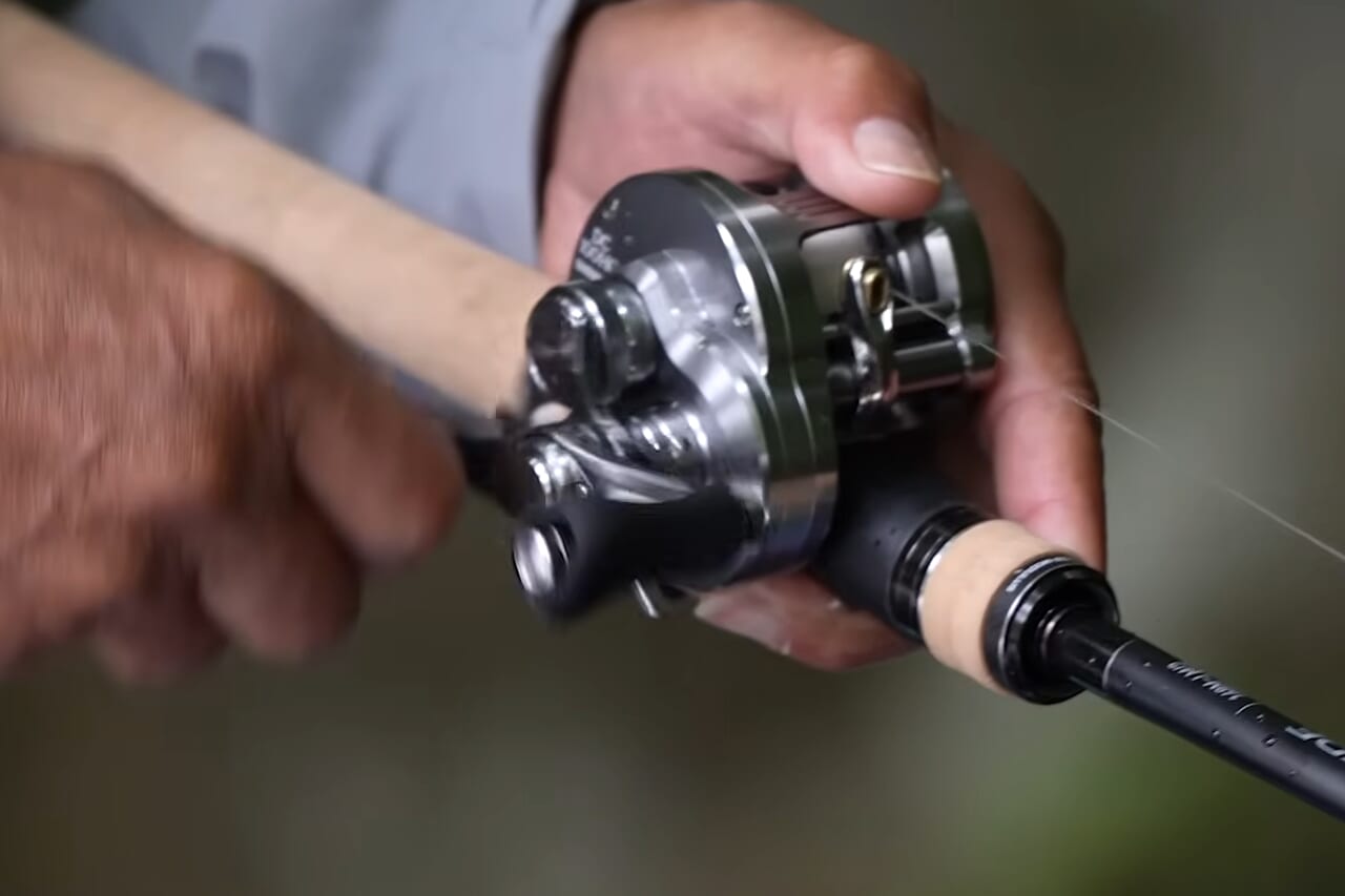 ｜シマノから“コンクエスト史上最高”の「オールラウンダー」が登場。最新スプールとDCブレーキシステムにより、場所を選ばず性能を発揮するリールに。