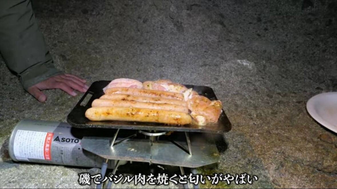 ｜「キタッ！」すべての“大物”が釣れる「神の岩」でユーチューバーが釣りキャンプ。『30万回』再生された磯釣り動画がスゴイ。「最高でした」