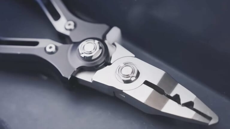 「フル切削ってマジか…」シマノが本気で作ったプライヤーが登場。“ラストレジスト”コンセプト採用で、破格の耐錆性能を獲得。愛用できる逸品に。