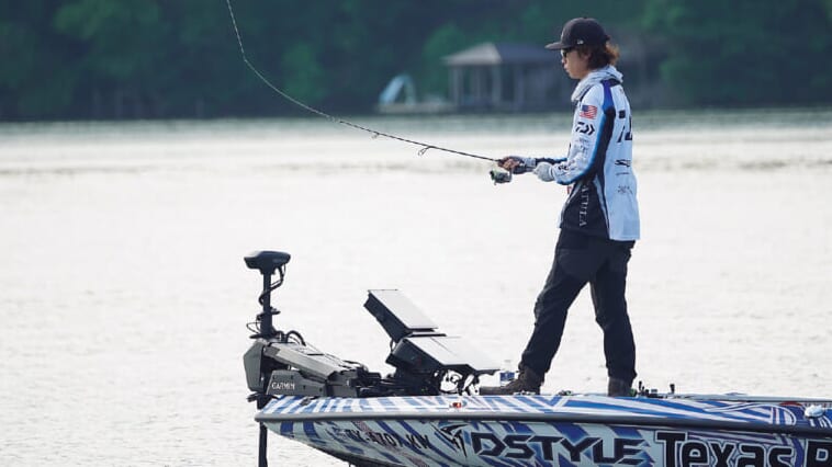 「FFS以前に釣り場の理解」日米で感じるライブソナー活用の差