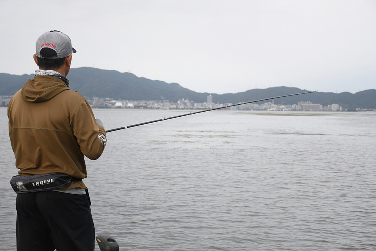 |ブレずに巻き続けるとロクマルが釣れる⁉体育会系巻き物アングラーのストロングスタイルとは
