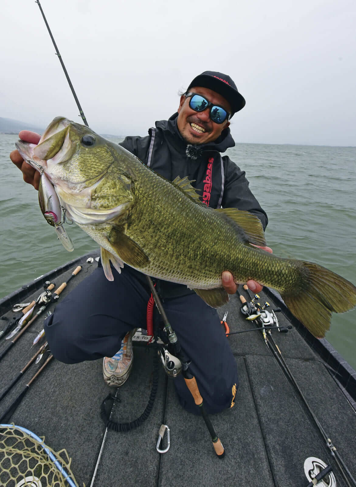 ｜琵琶湖でバス釣りするならまずは「ガイド」がおススメ！琵琶湖バスフィッシングの現実を人気ガイドが解説！