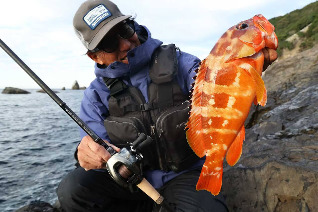 ｜シマノから登場する『新エクスチューン』にロックフィッシュロッド初となるズーム機構搭載。東レのナノアロイを採用したブランクスでパワーと繊細さを両立した1本に。