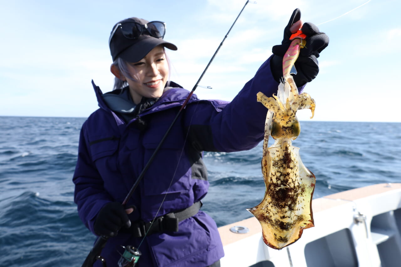 ｜「まさかの展開…」ティップエギングで良型アオリイカ連発！ 【ボートエギングファン Vol.2 in 三重県・伊勢志摩沖】