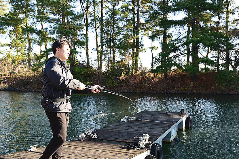 ｜【真っ赤なのに黒⁉】大人気ルアーメーカーのロッドに新展開！いつまでも使える高次元ハイスペックロッド誕生!!