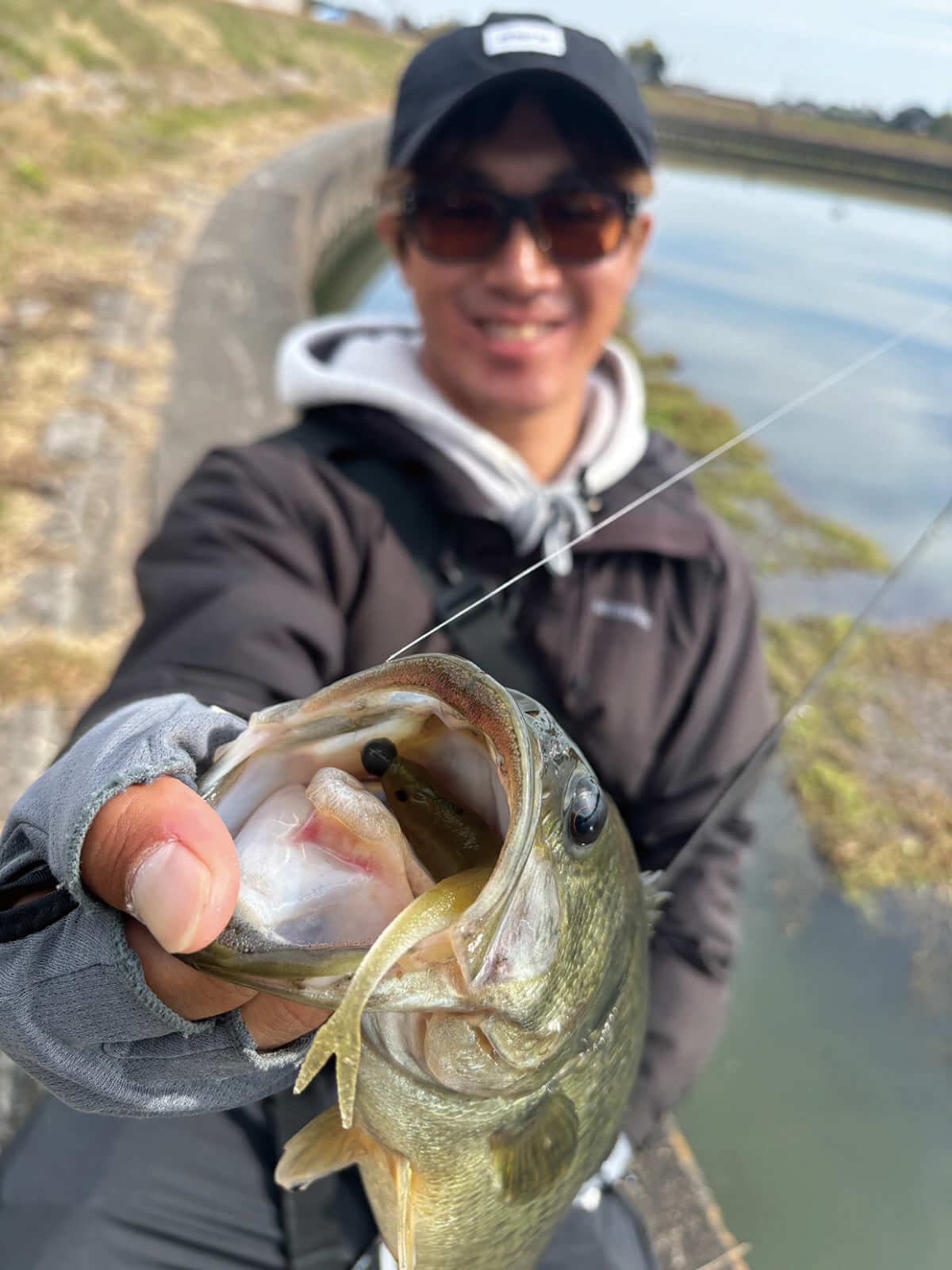 ｜真冬のバスを捕らえる「ゼロ距離戦法」