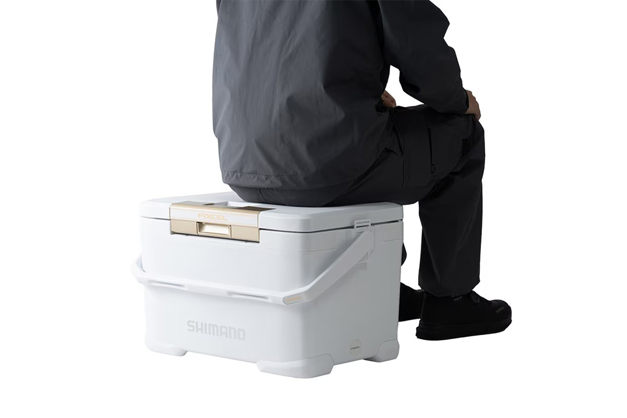 ｜「100時間の保冷力」大人気のシマノのクーラーボックスに待望のサイズが登場。収納力、携帯性にも優れた1台。