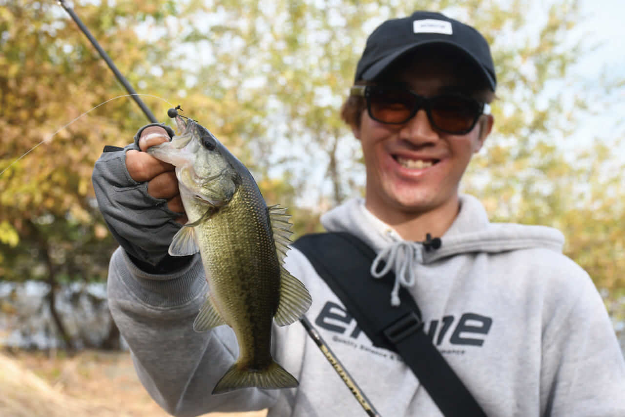 ｜真冬のバスを捕らえる「ゼロ距離戦法」