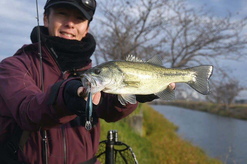 ｜【初場所攻略】バス釣り最後の秘境⁉「柳川クリーク」に佐々木勝也が挑む!!