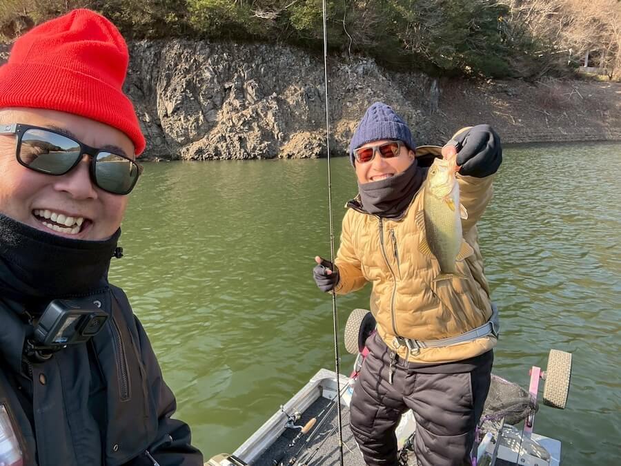 |晩冬の厳しいタイミング…「だからこそ釣れた魚の価値は大きい!」レイドジャパンの大注目の新作スイムベイトも紹介!