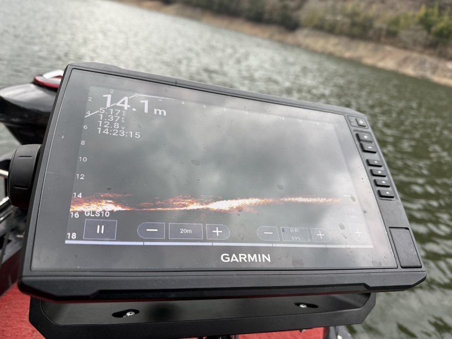 ｜晩冬の厳しいタイミング…「だからこそ釣れた魚の価値は大きい！」レイドジャパンの大注目の新作スイムベイトも紹介！