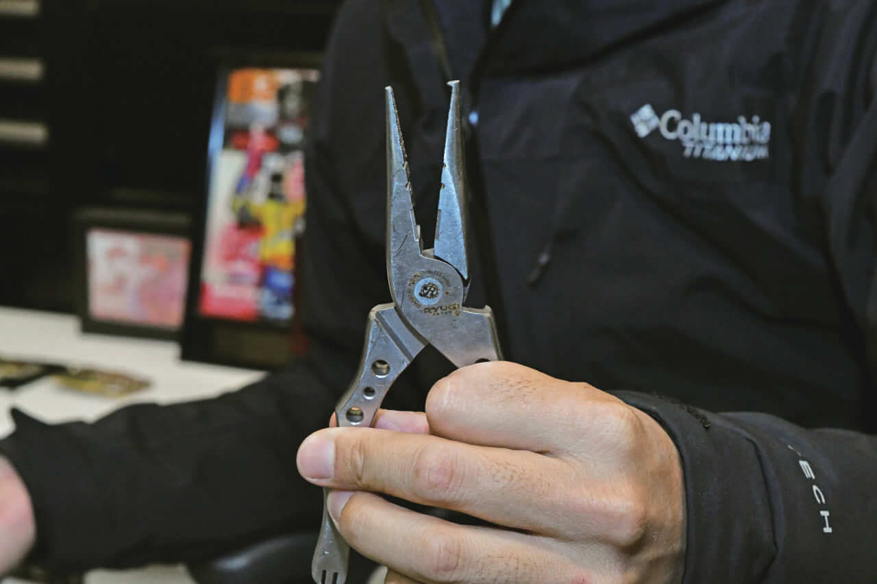 ｜「錆びたら即交換」「ワームフックよりバラしやすい」エリートプロが語る『トレブルフック』の話