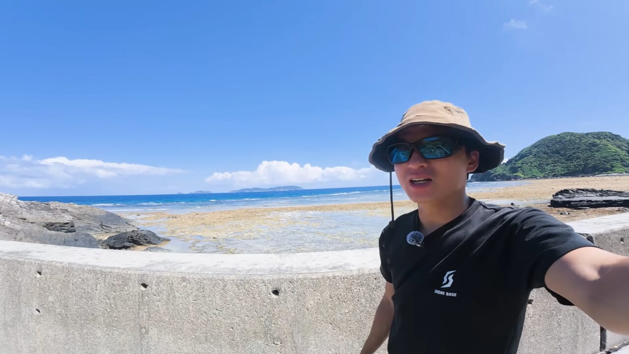 ｜「海に沈んだ遺跡」離島で見つけた“謎の構造物”。実際に乗って釣りをしてみたら、まさかの展開に。「マジか、この魚が…」