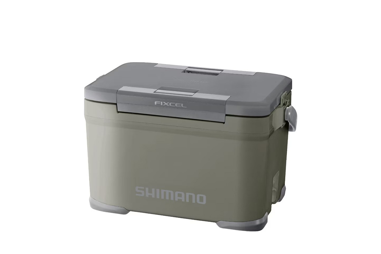 |「100時間の保冷力」大人気のシマノのクーラーボックスに待望のサイズが登場。収納力、携帯性にも優れた1台。