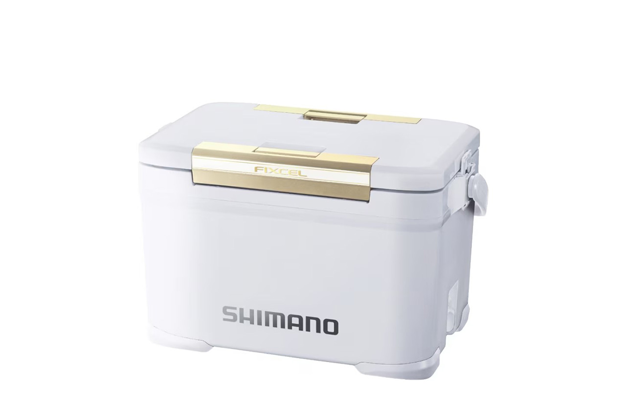 ｜「100時間の保冷力」大人気のシマノのクーラーボックスに待望のサイズが登場。収納力、携帯性にも優れた1台。