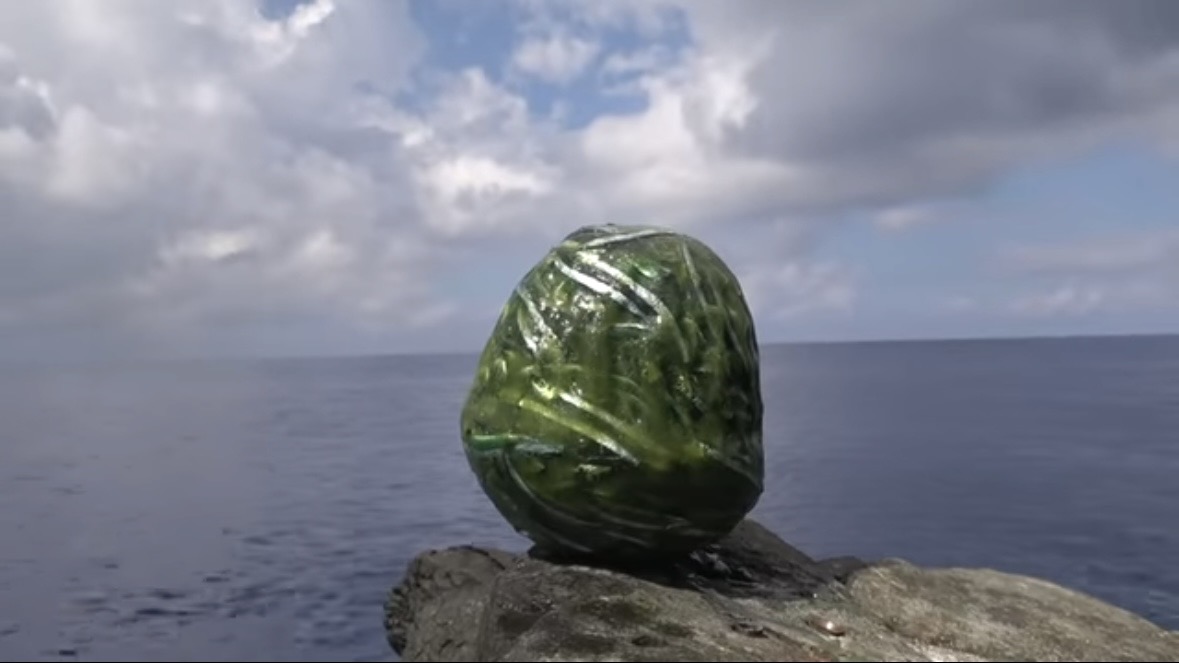 ｜「おいおい、マジかよ」「ワイヤーを切るモンスター」“緑色の謎の球体”を海に投入した結果が驚愕すぎた。