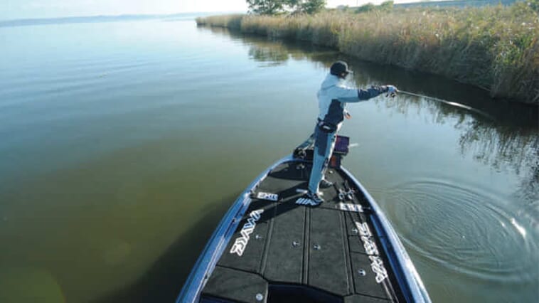 釣りアパレル界の黒船⁉過酷な試合にも対応するその実力とは⁉