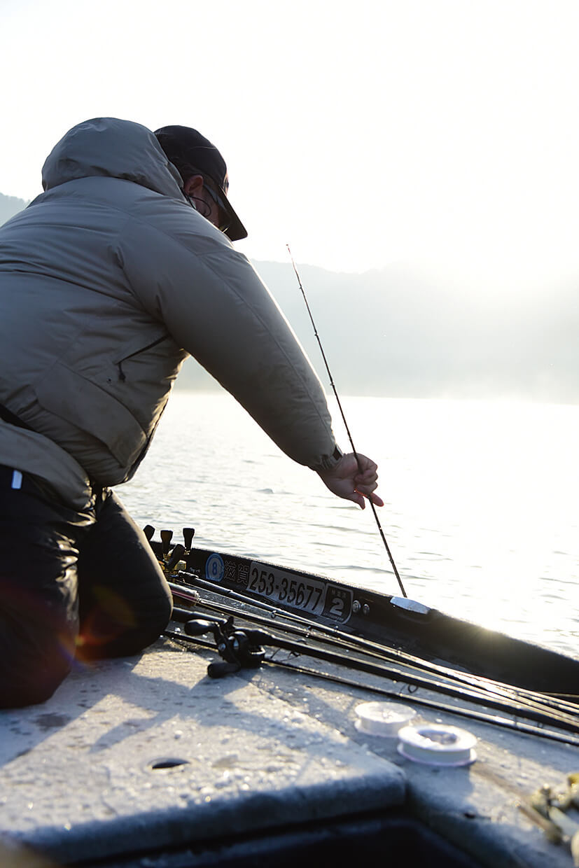 ｜デカいバスにはデカいルアー。山田祐五が貫く「不滅の法則」と、凍てつく湖上のリアル