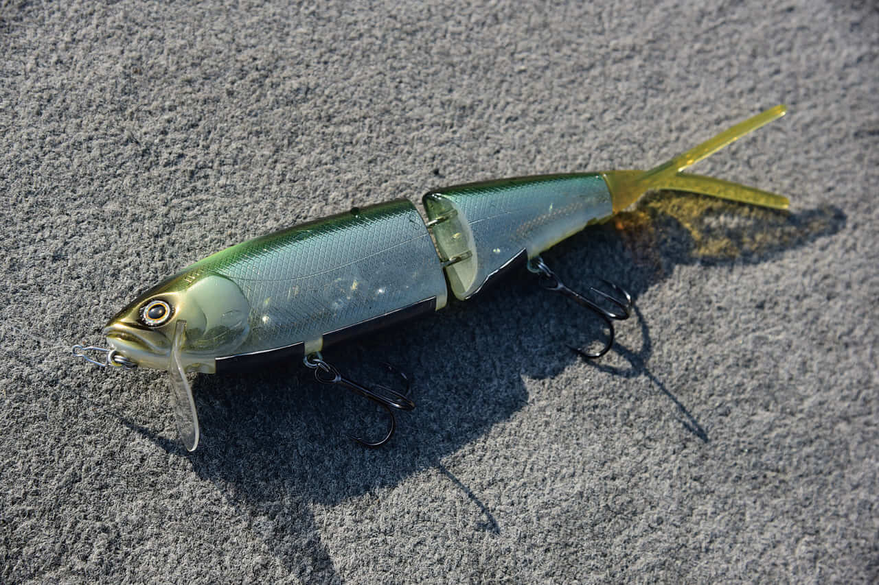 ｜デカいバスにはデカいルアー。山田祐五が貫く「不滅の法則」と、凍てつく湖上のリアル