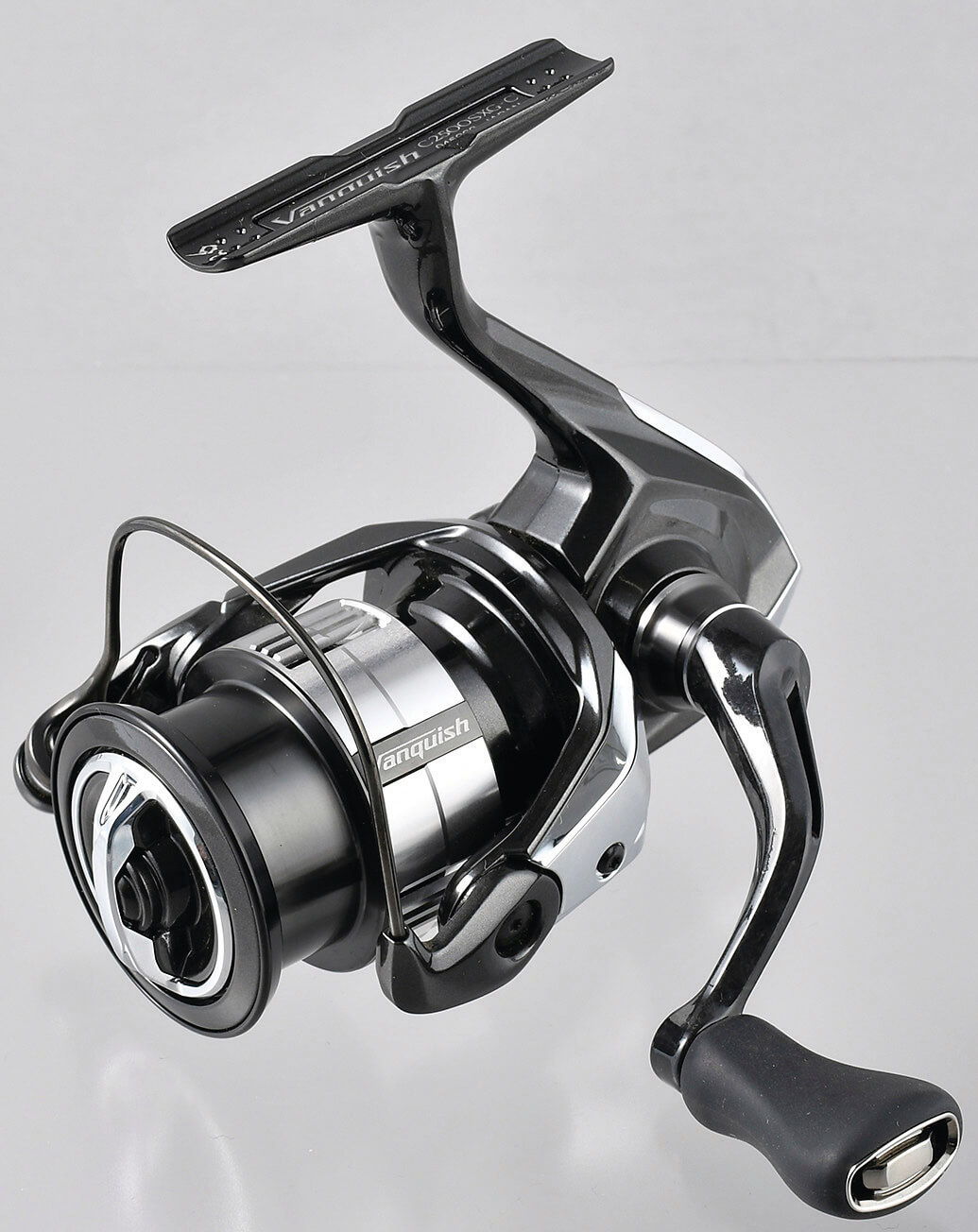 ｜ついに1位を奪還！バスアングラーが選ぶ「スピニングリール」ランキングトップ10