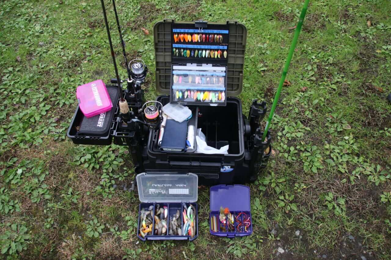 ｜「やっぱり、こういうのが見たいんでしょ？」突撃取材！アナタの『タックルボックス』を見せてください。