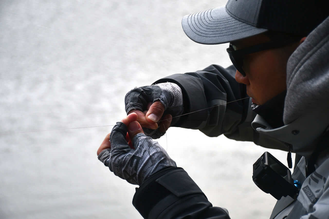 ｜オカッパリだから釣れる「でかバス」は確実に存在する! 「真冬に浅場を狙うetc…」岸釣り最新理論